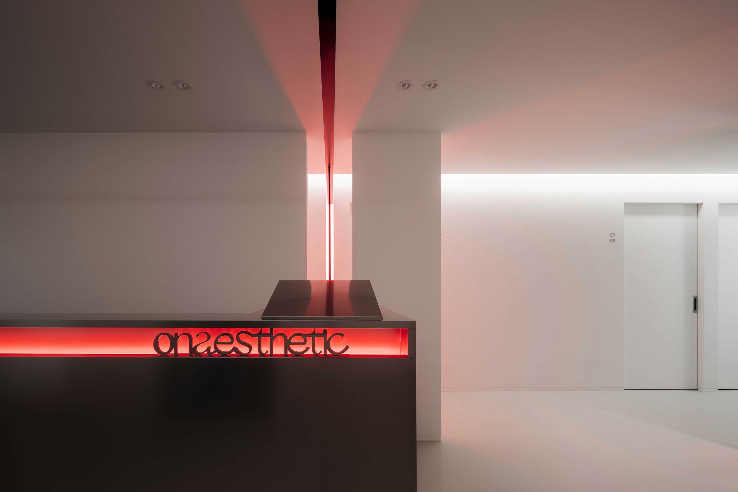 avec_009